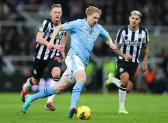 关于德布劳内在G2比赛中出色防守,赛事规则更新引发热议!的信息 关于德布劳内在G2比赛中出色防守,赛事规则更新引发热议!的信息