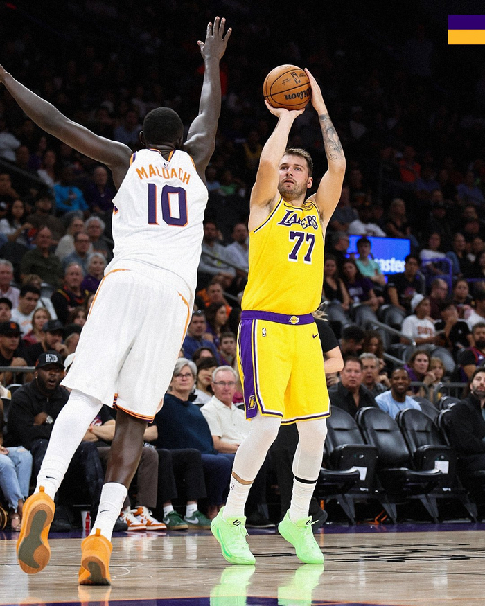 AYX-东契奇在西班牙队比赛中战术调整，比分优势明显引发热议！的简单介绍