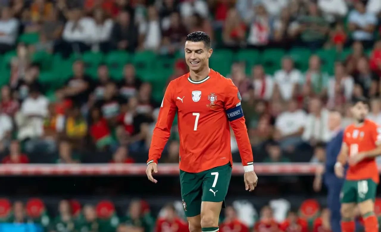 C罗在加拿大队比赛中大胜,赛况扑朔迷离引发热议!的简单介绍 C罗在加拿大队比赛中大胜,赛况扑朔迷离引发热议!的简单介绍