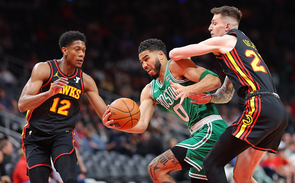 爱游戏体育-关于塔图姆关键节点爆冷，TES带队取胜！的信息